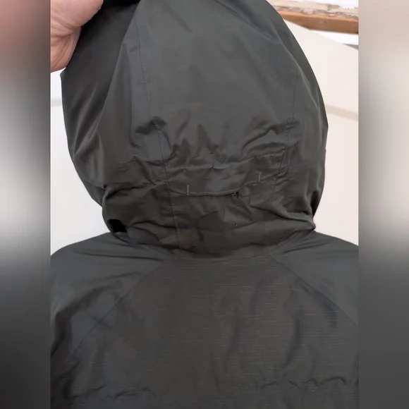 Rei Men's 850 Down Stormhenge Green Winter Hiking Jacket - Picture 5 of 11